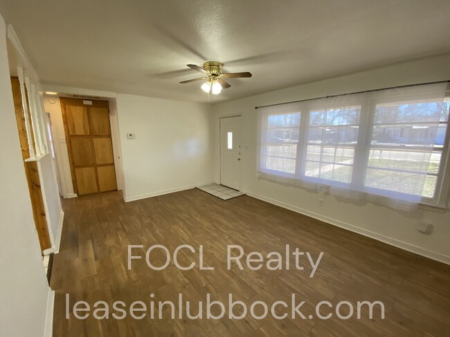 Foto del edificio - 3 bedroom, 1 bath in Medical District