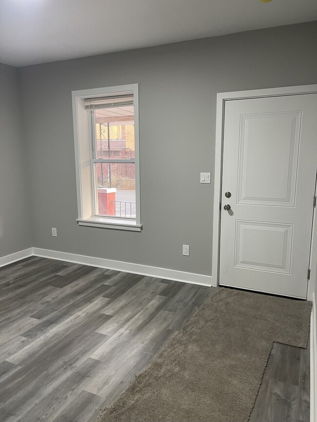 Foto del edificio - 816 W 6th St