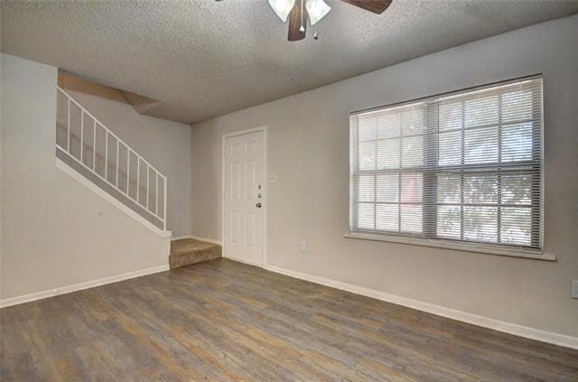 Building Photo - 740 Bluebonnet Dr