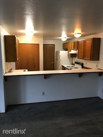 Primary Photo - 9755 Spinnaker Blvd NW