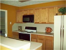 Foto del edificio - 8051 Bay Branch Dr