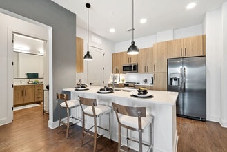 Building Photo - Candour House