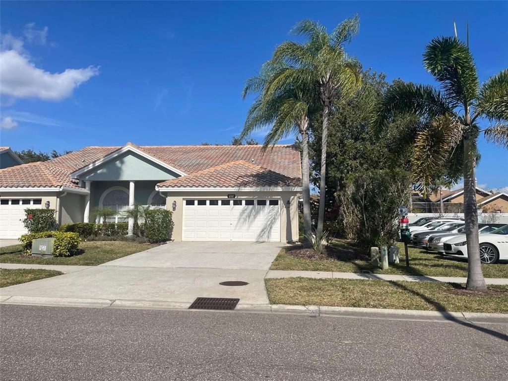 Primary Photo - 1717 Arabian Ln