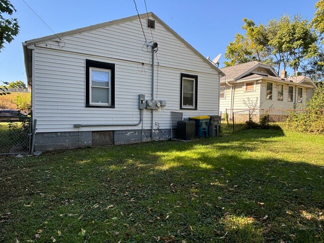 Foto del edificio - 2617 Shriver Ave