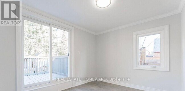 Building Photo - 33 Ellington Dr