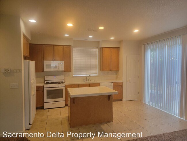 Foto del edificio - 3 br, 2.5 bath House - 4894 Kokomo Drive