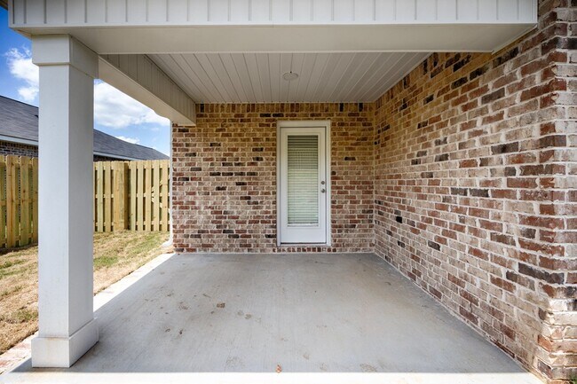 Building Photo - 128 Wellspring Rd