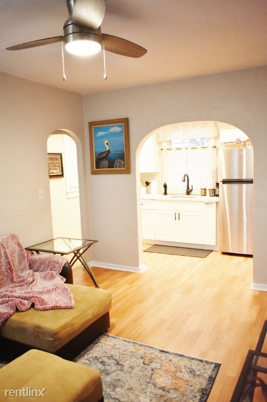 Foto del edificio - 227 SW 30th Ave