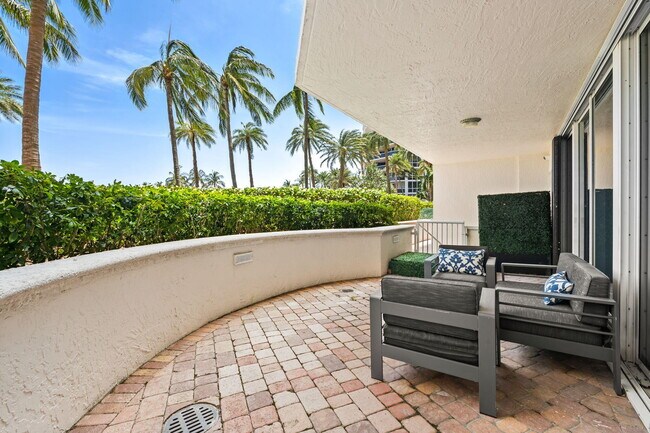 Foto del edificio - 3200 N Ocean Blvd