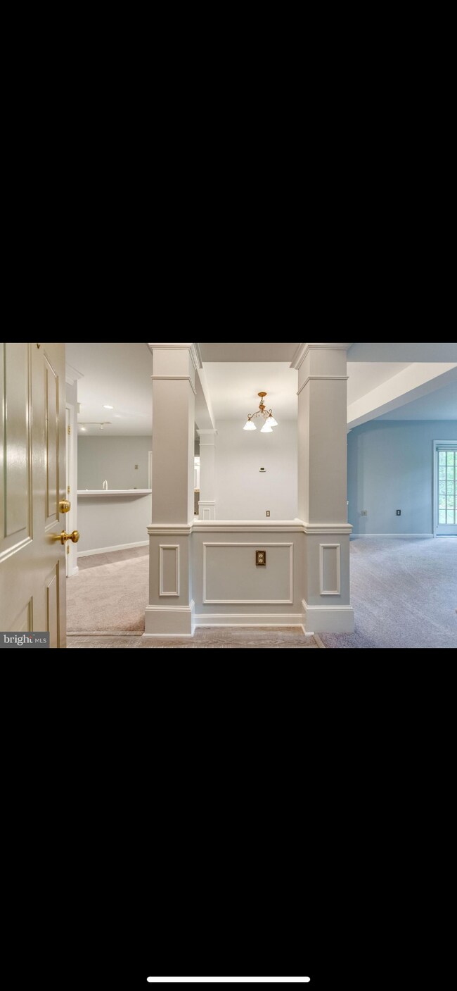 Building Photo - 5930 Kimberly Anne Way