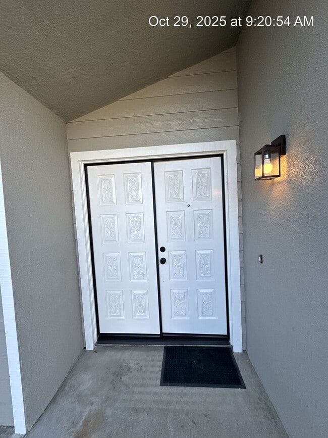 Foto del edificio - Lovely Remodeled Home!! Rent Ready !!