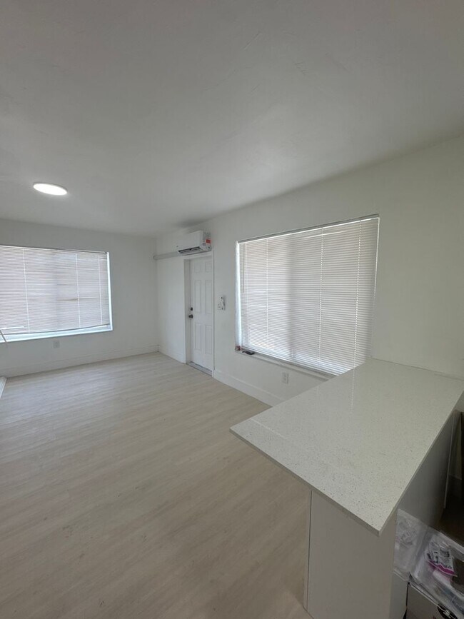Foto del edificio - 5601 N Miami Ave