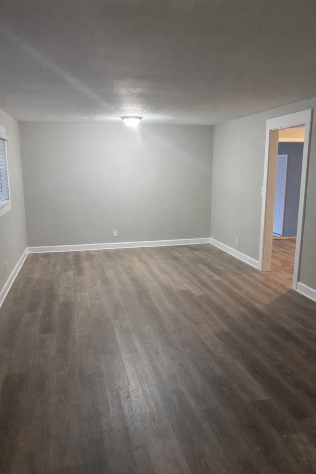 Building Photo - 3881 Spencer Cir