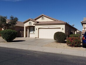 Building Photo - 44714 Alamendras St