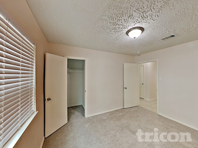 Foto del edificio - 8510 Sorrel Dr