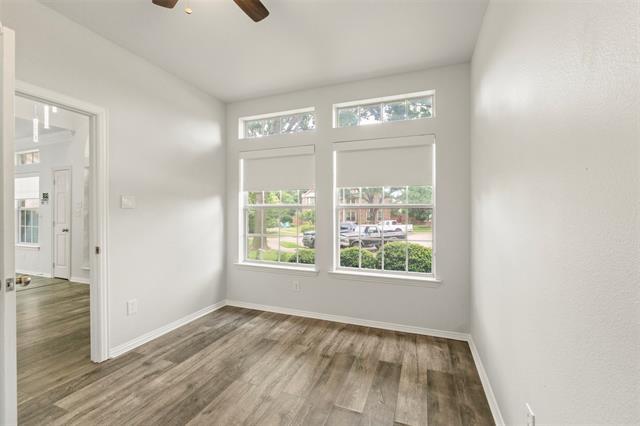 Foto del edificio - 2504 Meadow Hills Ln