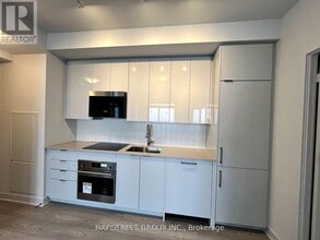 Building Photo - 2920 Hwy 7