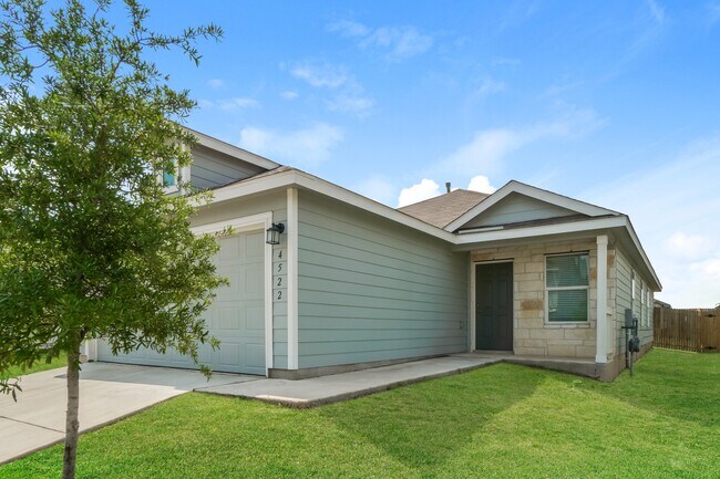 Foto del edificio - 4522 Emma Way