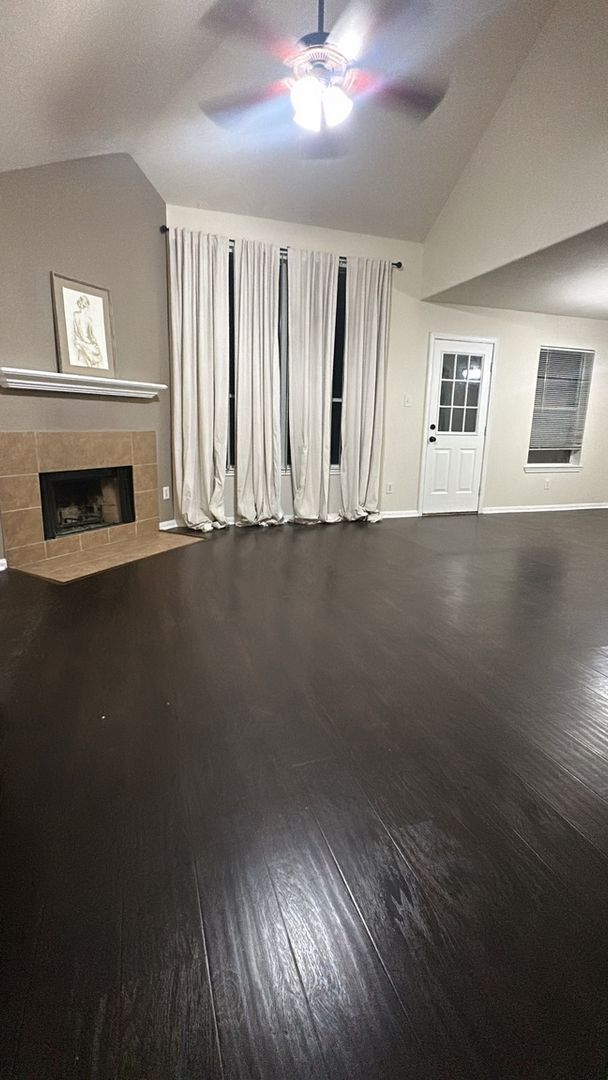 Foto del edificio - Charming 3 Bed Home in Houston