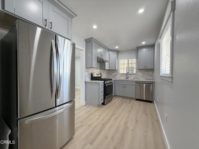 Foto del edificio - 3502 Nyeland Ave