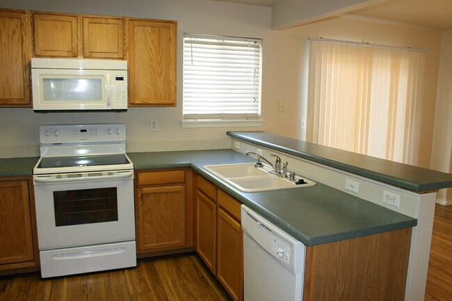 Foto del edificio - 1912 Jamison Dr