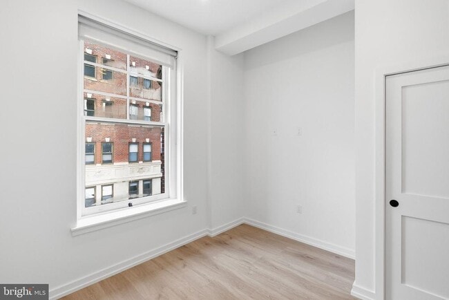 Building Photo - 1232 Chancellor St