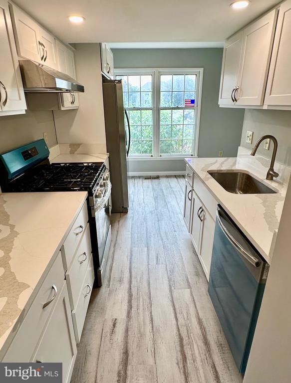 Foto principal - 1960 Fountainbrook Ct