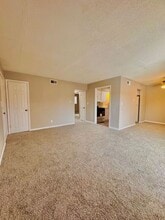 Building Photo - 1908 N 77th St