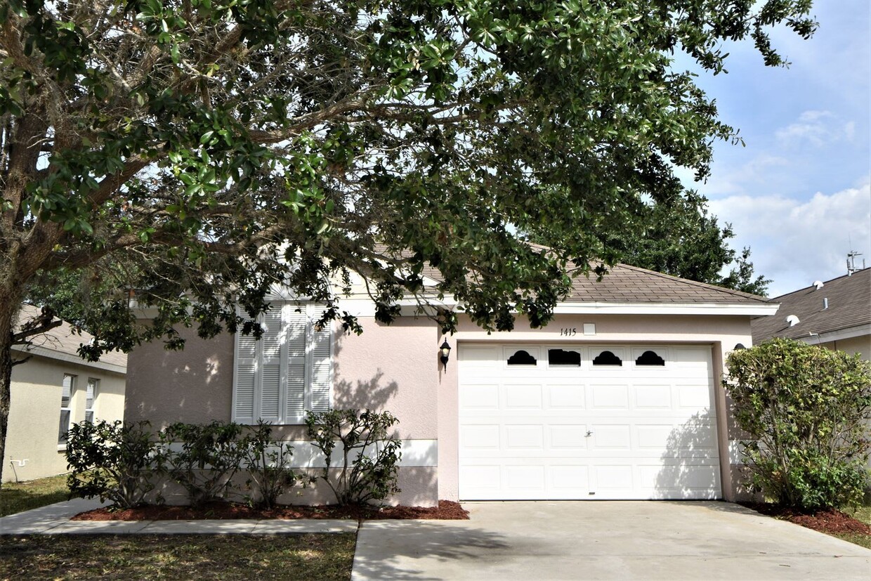 1415 Delano Trent St - House Rental in Ruskin, FL | Apartments.com