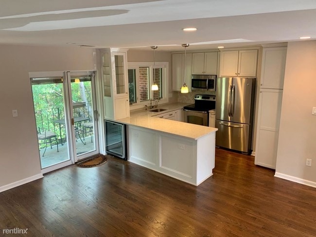 Building Photo - 2 br, 1.5 bath Townhome - 1823 N Uhle St