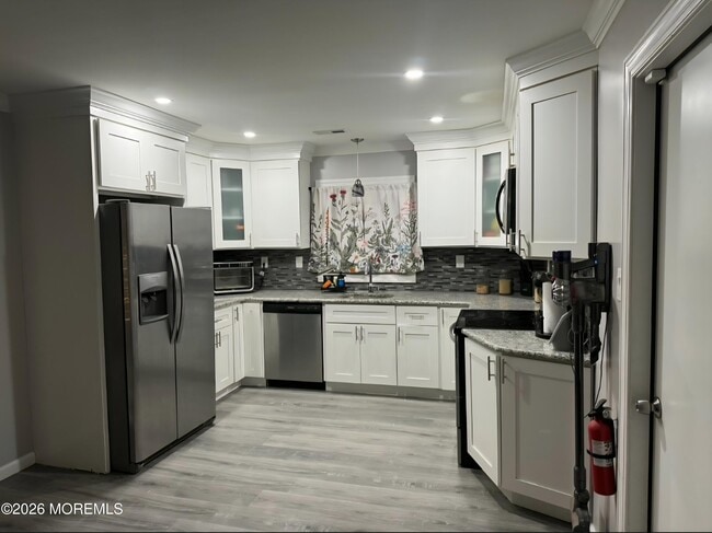 Building Photo - 2 Medley Ln