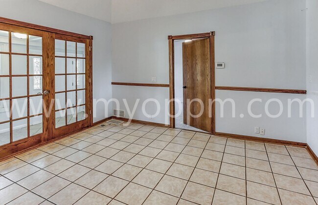 Foto del edificio - Beautiful 2 Bedroom / 1 Bathroom Home | Ne...