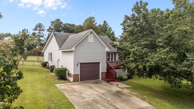 Building Photo - 39 Orrin Ct