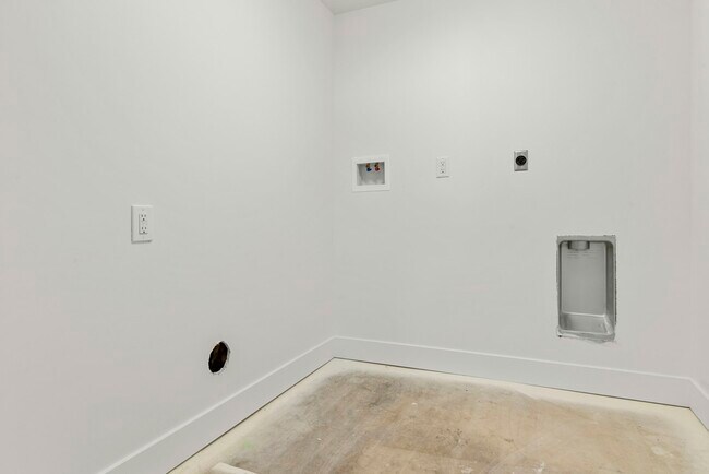 Foto del edificio - 1335 E Lester Dr