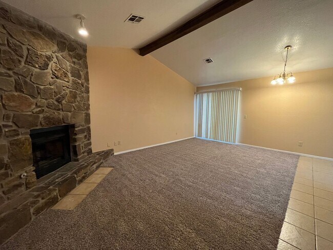 Foto del edificio - Broken Arrow duplex: 3 bedroom Duplex!
