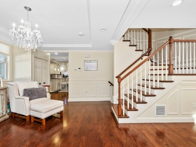 Building Photo - 50 Rowe St