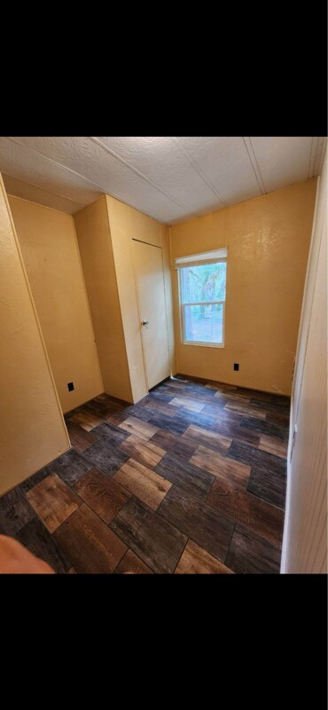 Foto del edificio - 10402 Camp Mack Rd