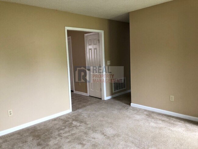 Foto del edificio - 1703 Tenth St.*