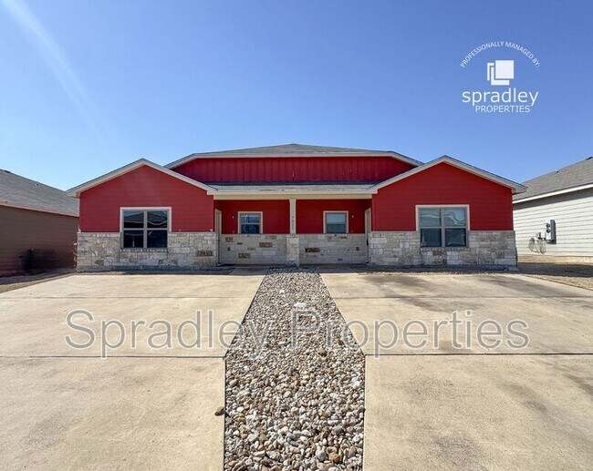Foto del edificio - 7021 Cameron Park Rd