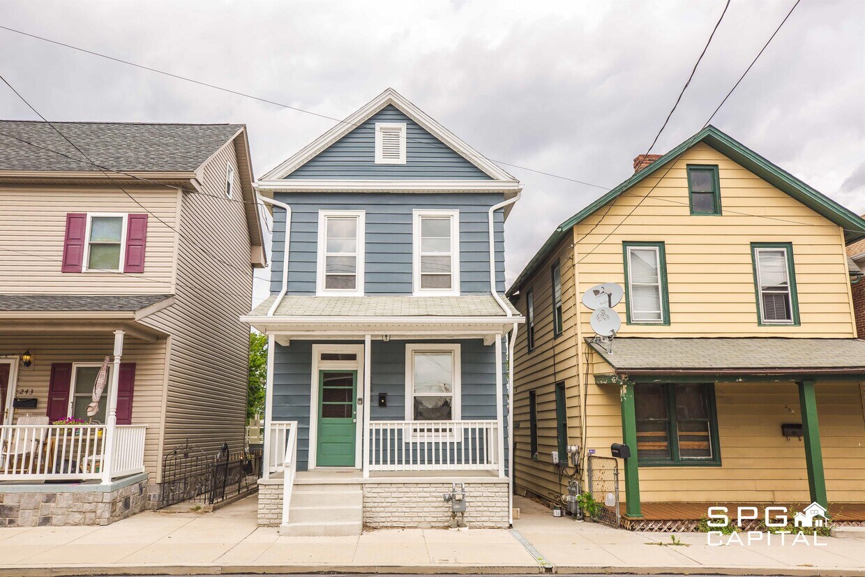 241 3rd St, Hanover, PA 17331 House Rental in Hanover, PA