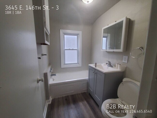 Building Photo - 3645 E 146th St