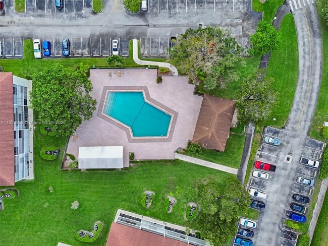 Foto del edificio - 151 SW 135th Terrace