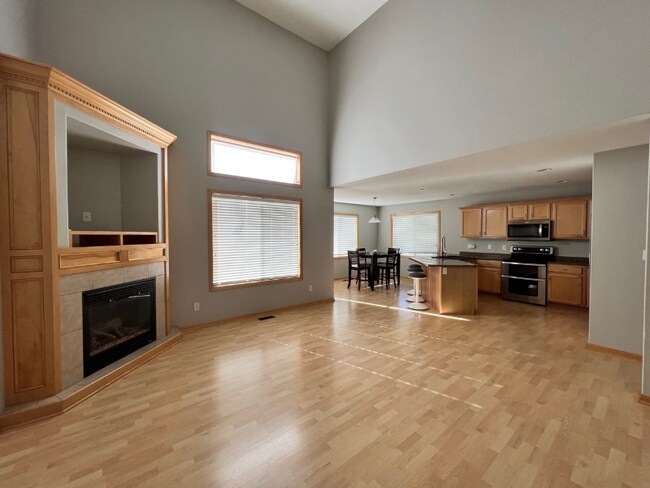 Building Photo - 2224 NW Bayberry Ln