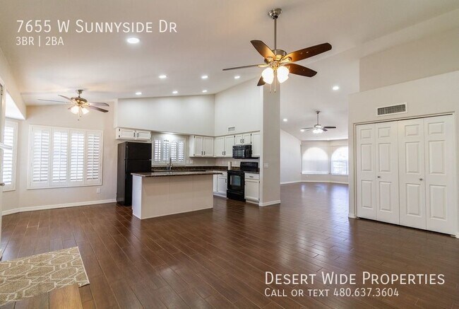 Building Photo - 7655 W Sunnyside Dr