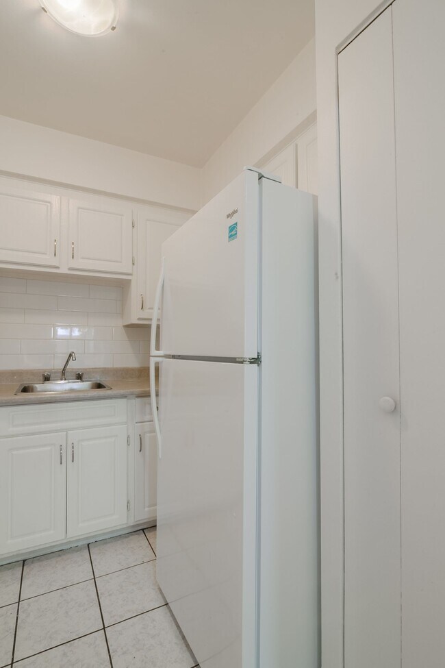 Photo du bâtiment - 2400 Av. Van Horne