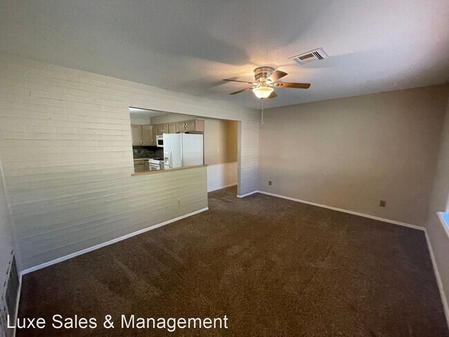 Building Photo - 4 br, 1 bath House - 1116 Harrington Drive