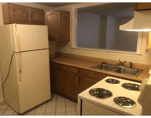 Primary Photo - 28-30 Rapalus St
