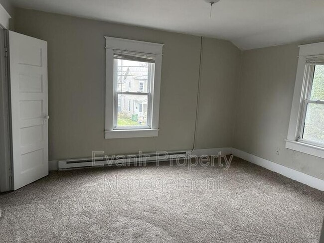 Foto del edificio - 410 Jefferson St