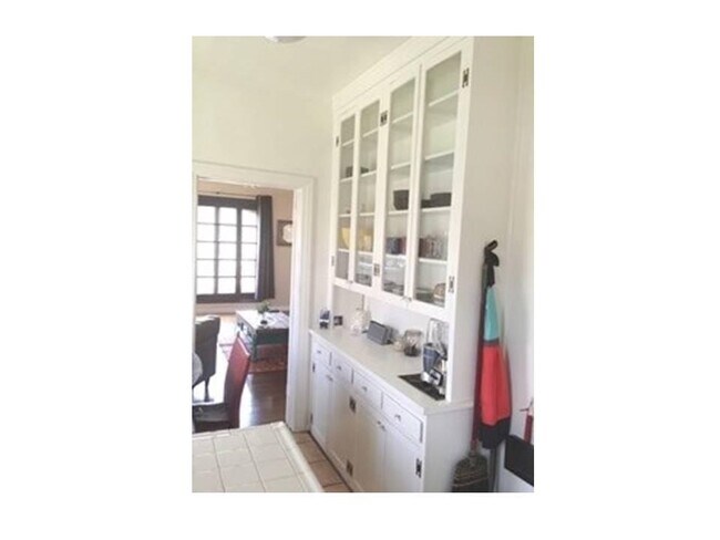 Foto del edificio - 1611 Talmadge St