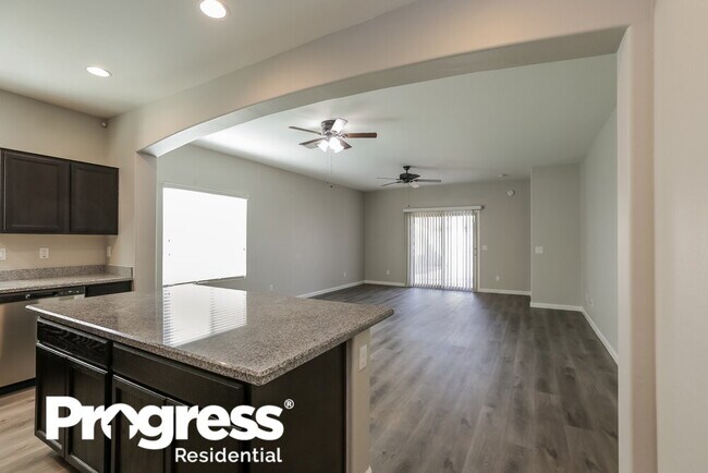 Foto del edificio - 3422 W Chambers St